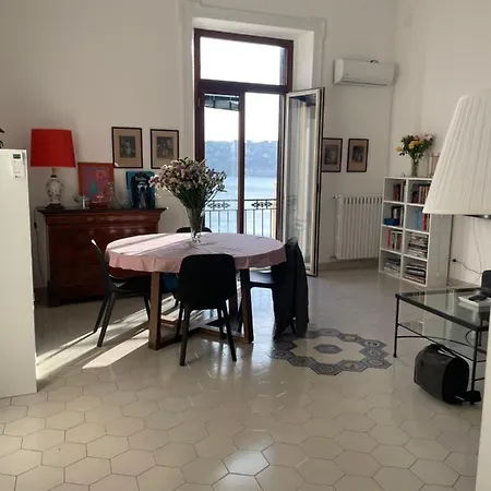 Appartamento Viromar Napoli